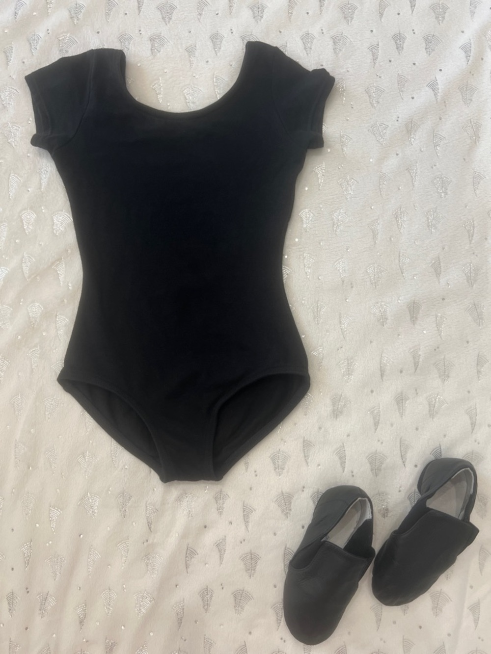 Capezio Leotard 3T-4T + Bloch Jazz Shoes Size 8 | Barely Worn Dance Bundle